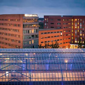 κάντε κράτηση εδώ