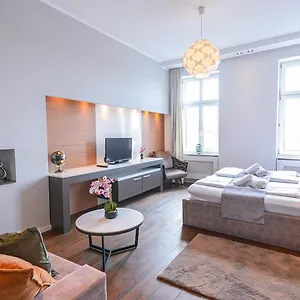 Apartamento Christiano Hauptbahnhof | Contactless Check-in, Viena